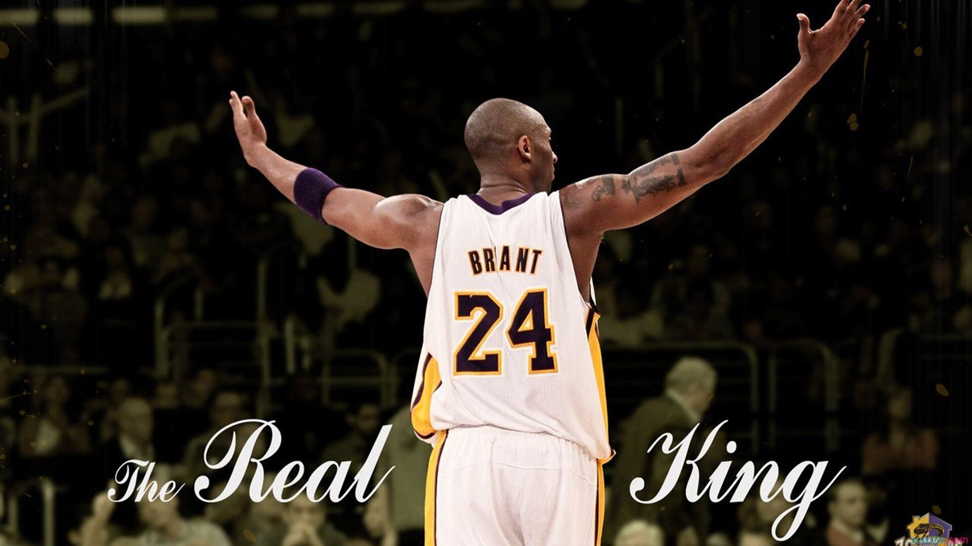 爱游戏体育平台-高水平比赛中明星球员们发挥亮眼，高水平运动员足球