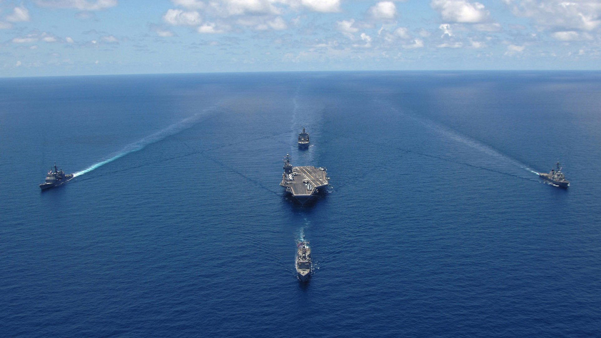 乔·波尔曼的个人突破和出色视野,为袋鼠队创造多次得分机会,乔丁·波尔特